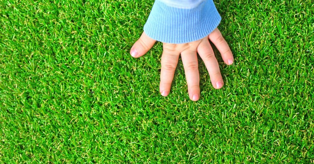Maintenance Tips for Artificial Lawn Grass Turf